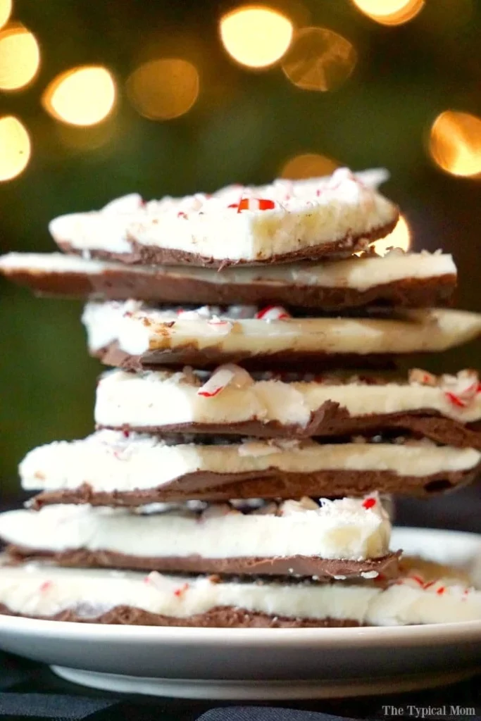 Easy microwave peppermint bark