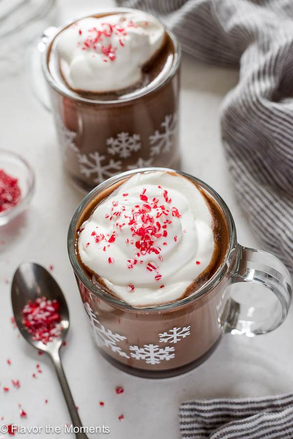 Slow cooker peppermint hot chocolate