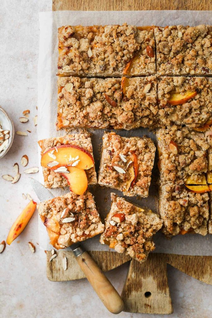 Easy peach crumble bars