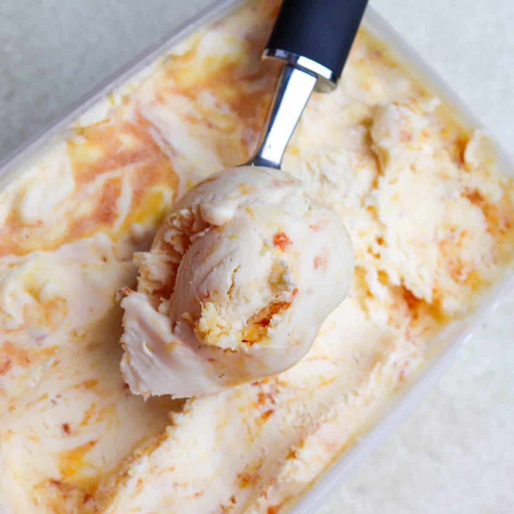 Homemade no churn peaches and cream ice cream