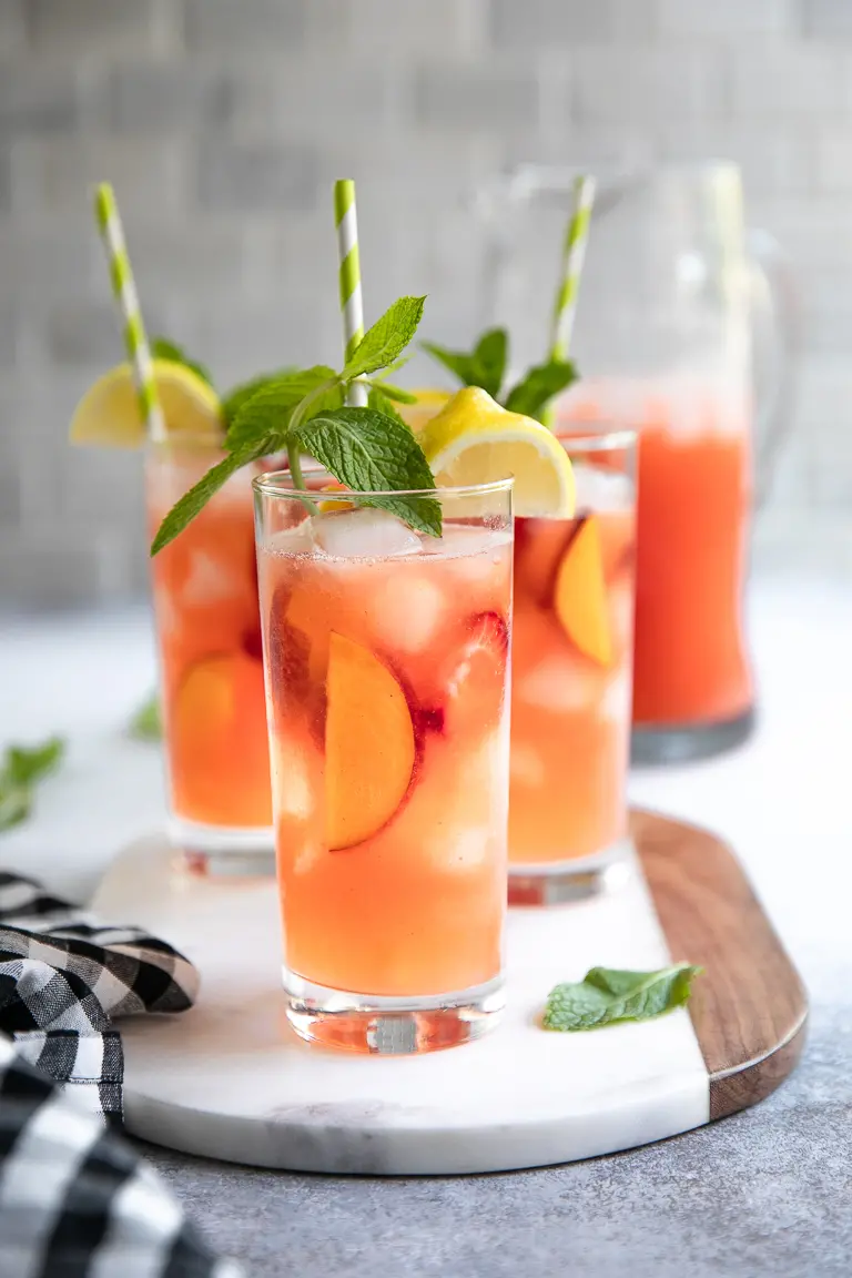 strawberry peach lemonade and the best peach summer drinks