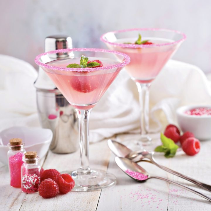 easy Barbie cocktail the pink raspberry Martini