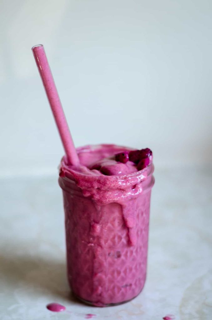 Dragon fruit and banana smoothie and other pink drinks for a Barbie brunch 