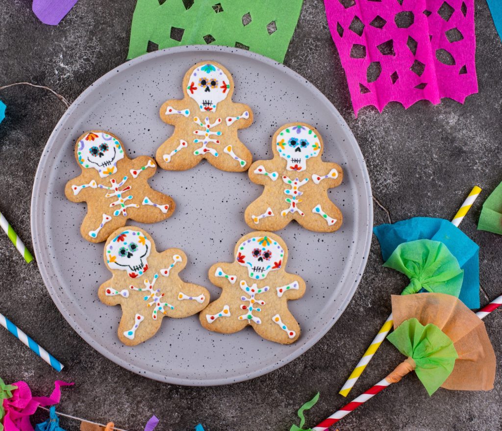 Day of the Dead Cookies: Easy Skeleton Cookies Recipe