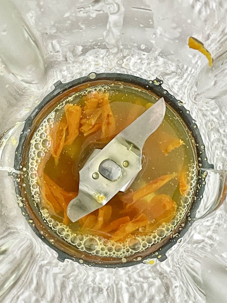 Making cempasuchil (marigold) cream