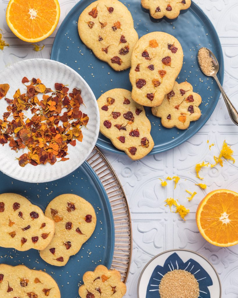 Marigold and orange blossom cookies and other Day of the Dead cookies recipes