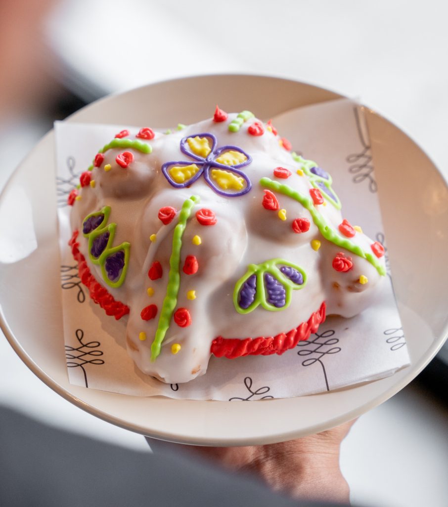 Pan de muerto calavera - Sugar Skull pan de muerto