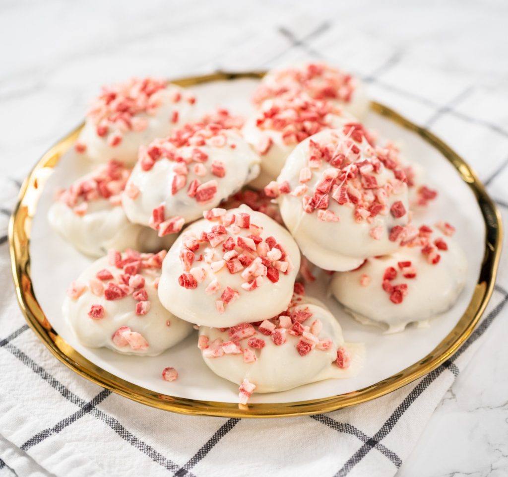 Best holiday cookies: double chocolate dipped peppermint Christmas cookies