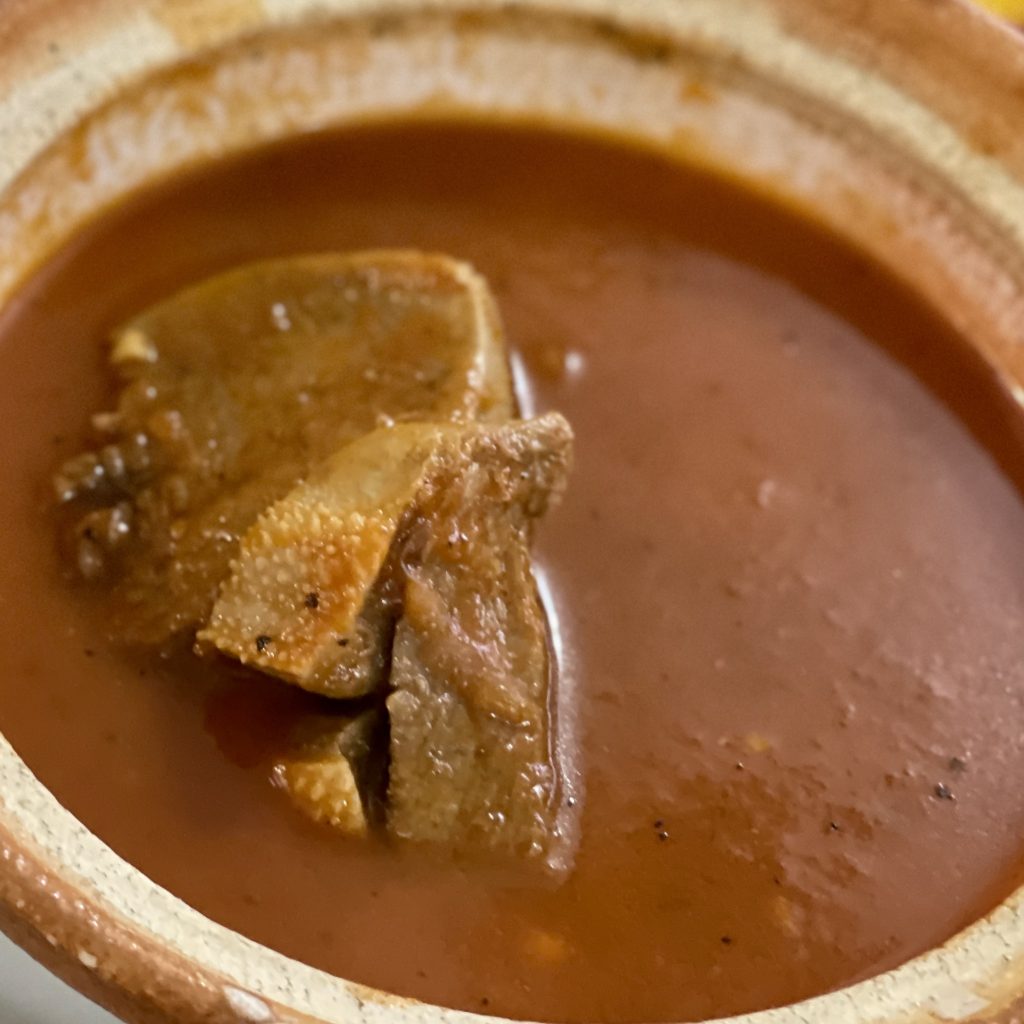 Guatemalan tongue in tomato sauce recipe