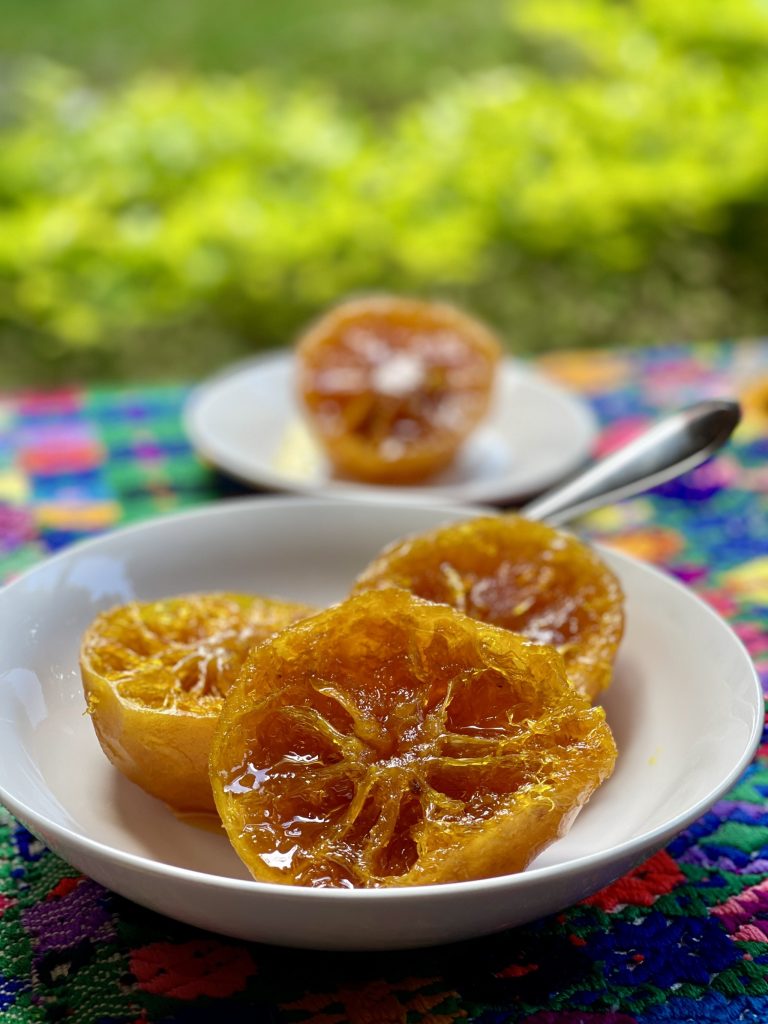 Guatemalan oranges in syrup or naranjas en miel