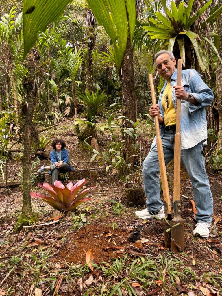 Planting trees and helping to restore the cloud forest ecosystem at Ranchitos del Quetzal