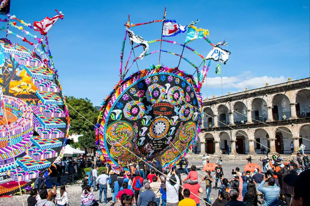 Barriletes gigantes en Antigua Guatemala