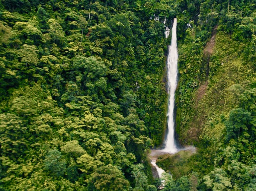 Reserva Natural El Vergel waterfall 2